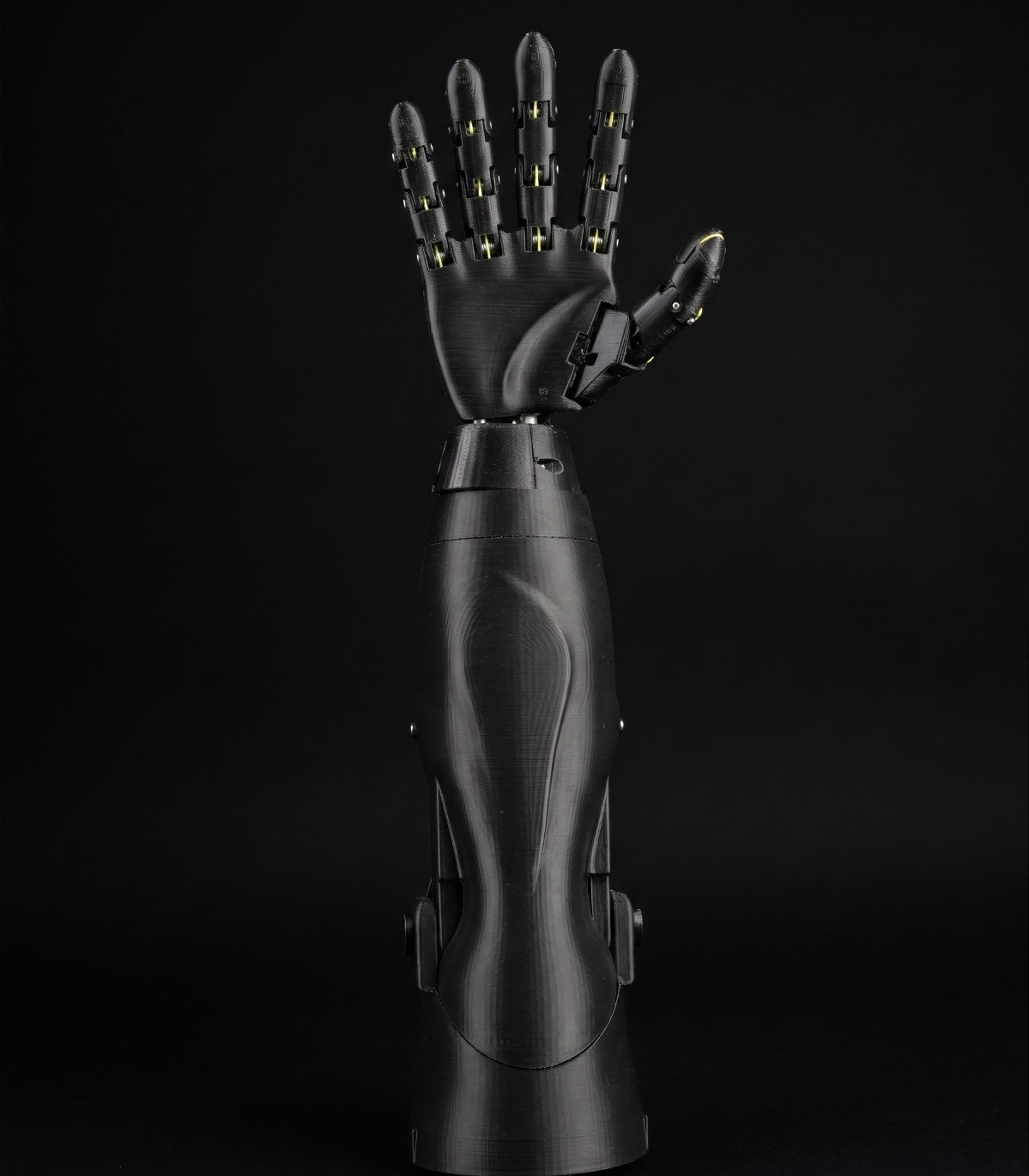 BTouch AI-Powered Prosthetic Arm